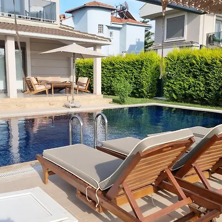 Carmen-1 Villa